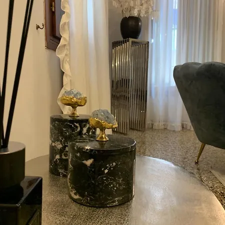 San Marco Charming Apartment Venedig
